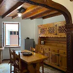 Casa Nel Centro Storico Di * Borno