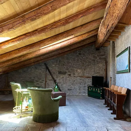 Casa Nel Centro Storico Di Borno