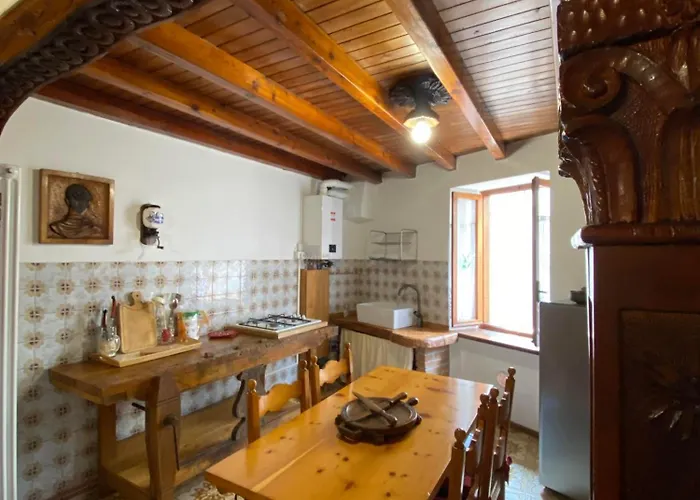 Casa Nel Centro Storico Di * 보르노